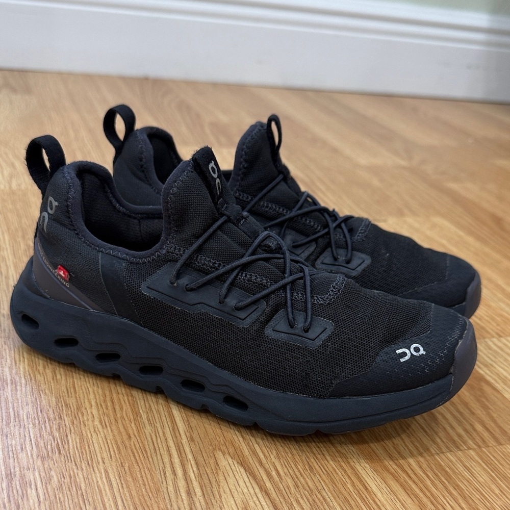 ON Cloudleap kids' running shoes